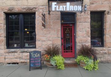 FlatIron Inn