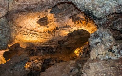 Exploring the Depths: A Guide to Caves Near Mount Rushmore