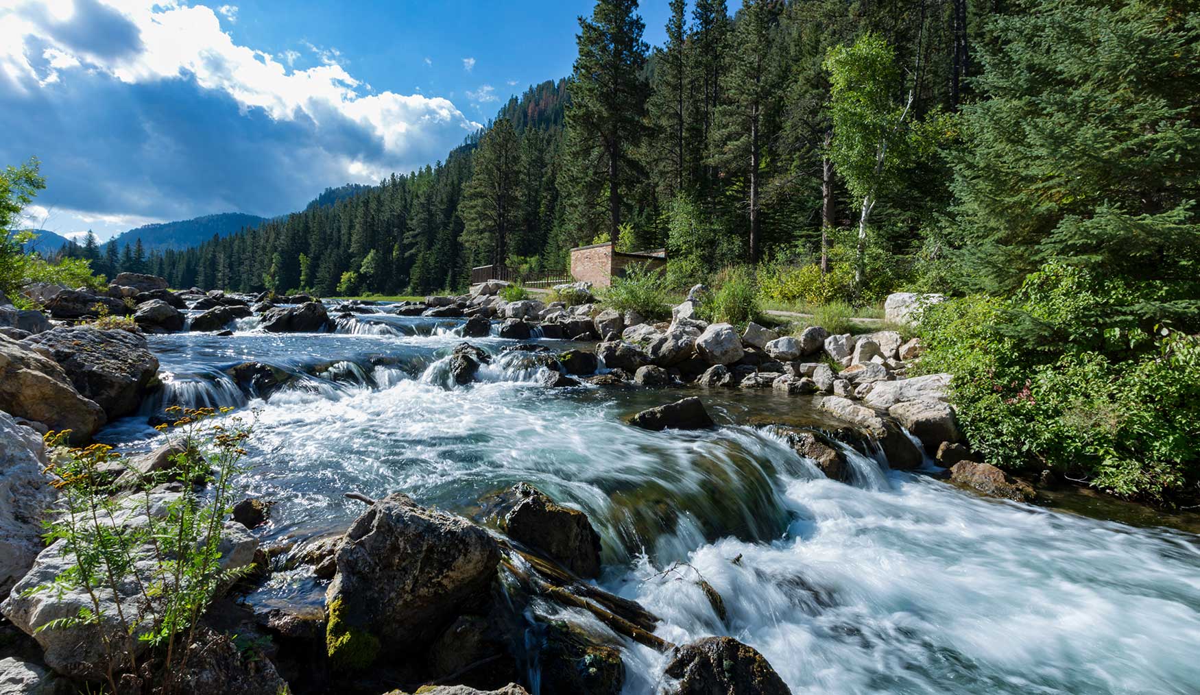 The Best Hiking Trails in South Dakota for Nature Enthusiasts ...